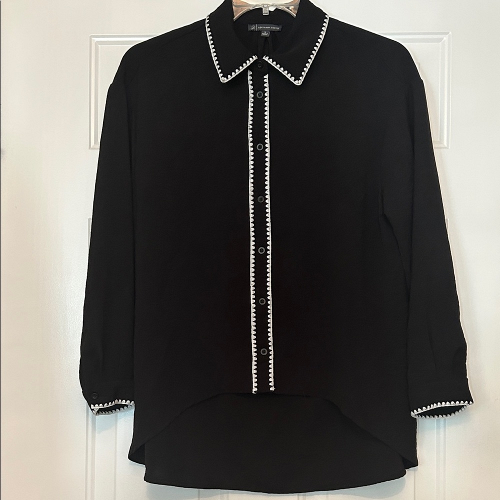 Adrianna Papell Button Up Top M Black White Relaxed Embroidered Woven Career